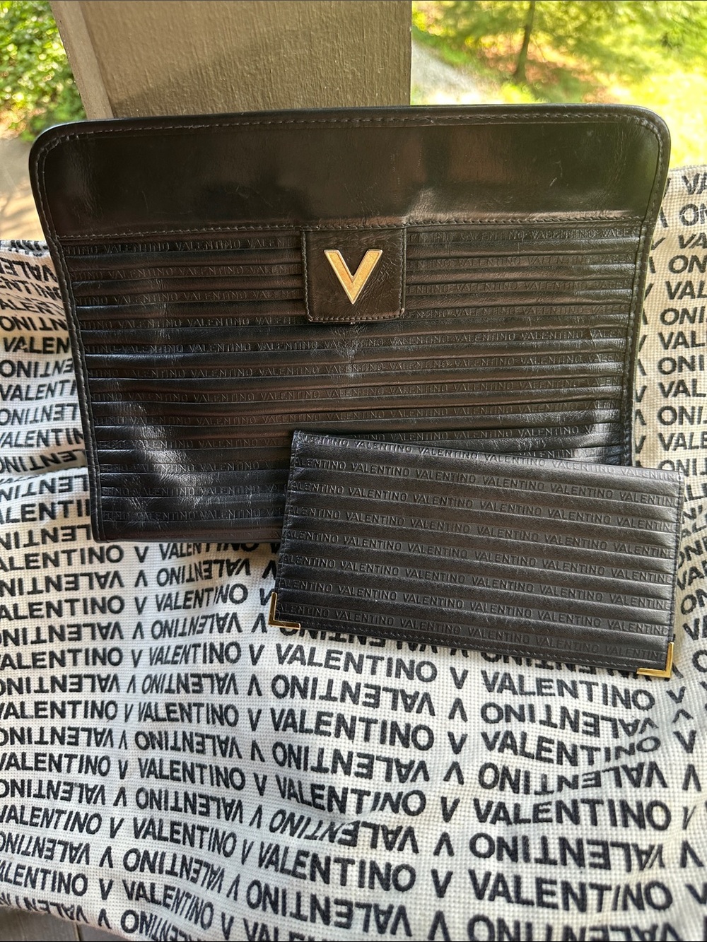 Mario Valentino Clutch & Wallet Set - Picture 2 of 13